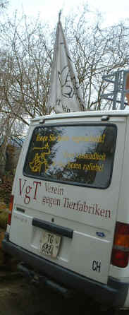 VgT-Bus_mit_Flagge-2.jpg (122934 Byte)