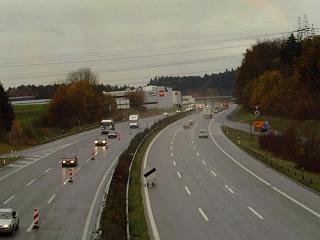 autobahn2.jpg (11723 Byte)