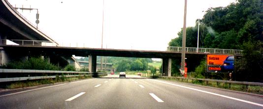 autobahn29.jpg (22175 Byte)